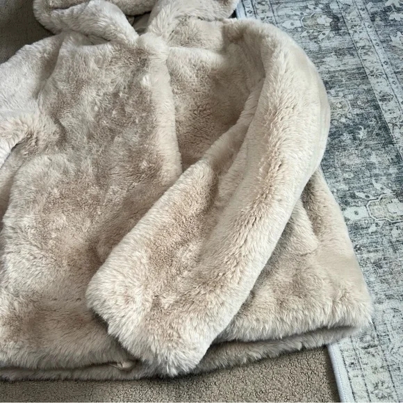 Sandro Paris Women’s Mirage Faux Fur Hooded Coat Sz 34 / XS Beige Jacket EUC - Picture 4 of 11